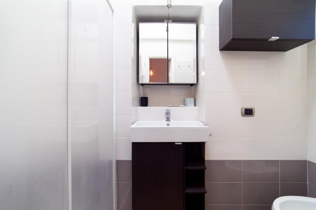Hbhall Sempione Apartment มิลาน ภายนอก รูปภาพ